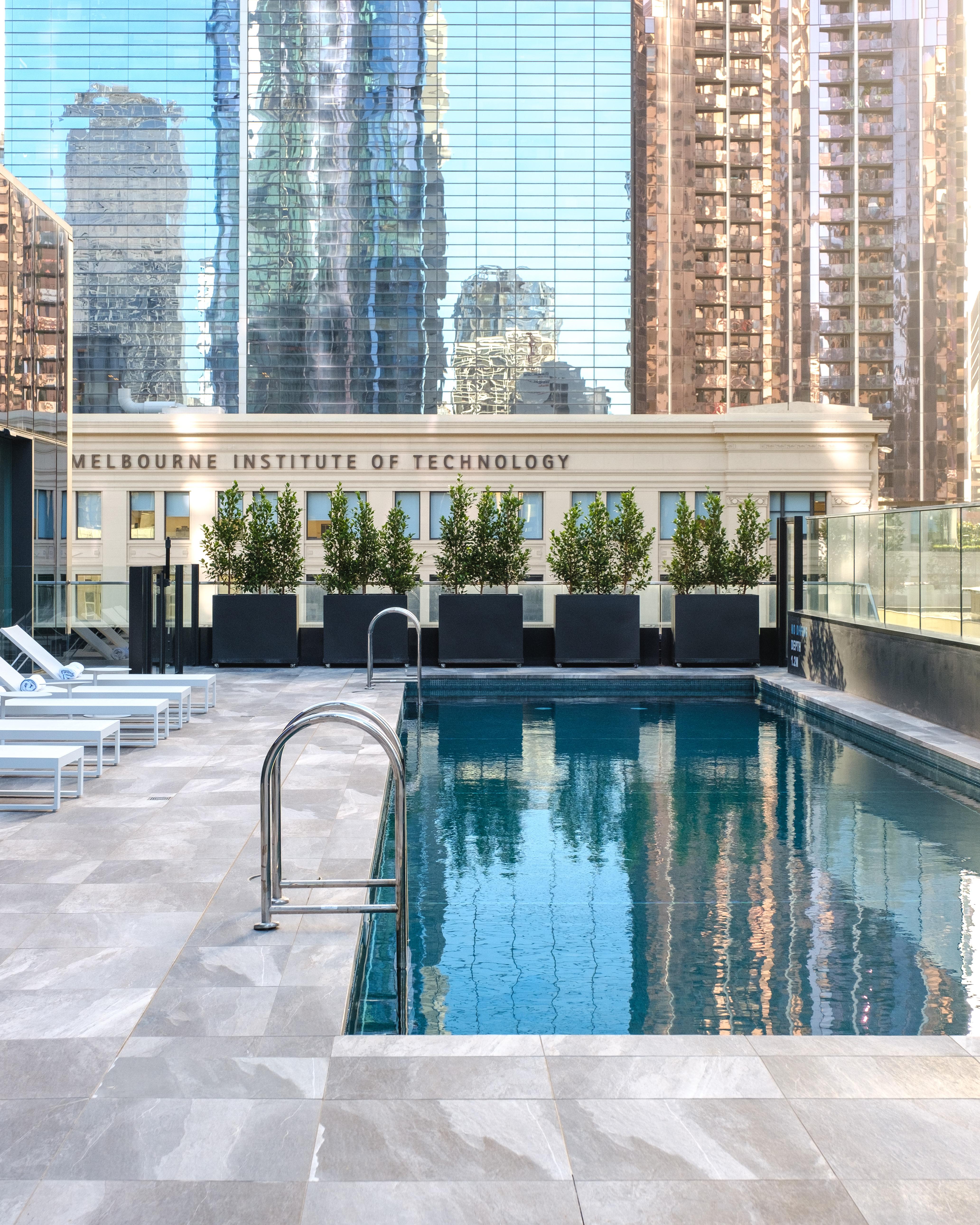Scape Living At Aurora Aparthotel Melbourne Exterior foto